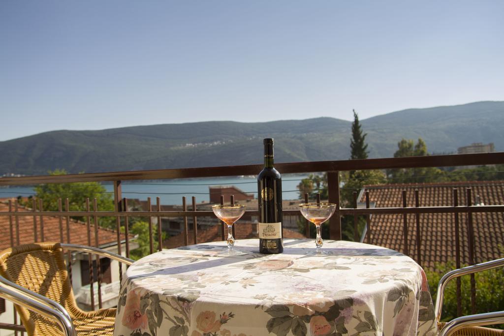 Apartments Gugolj M&M Herceg Novi Kültér fotó